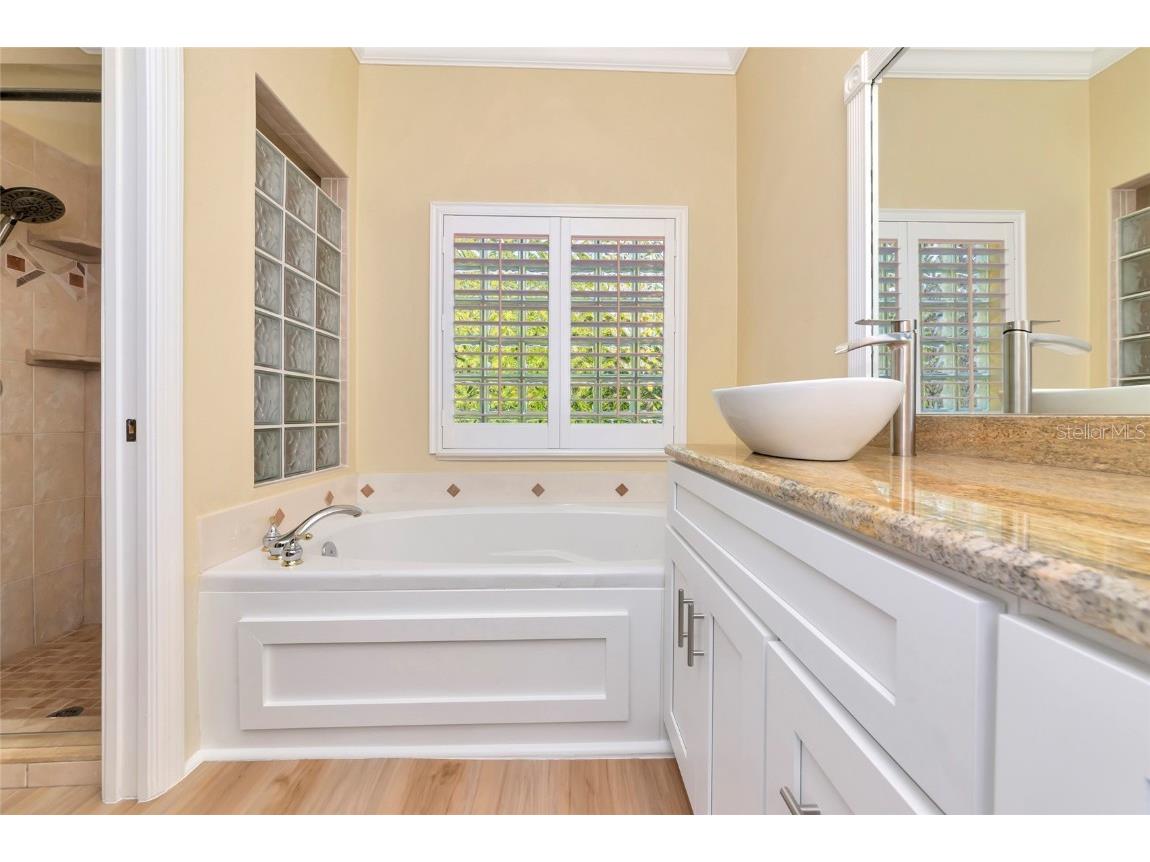 8408 Whispering Woods Court Lakewood Ranch FL 34202 A4671961 image20