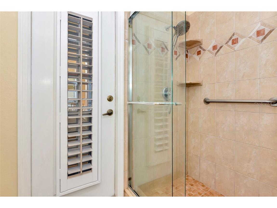 8408 Whispering Woods Court Lakewood Ranch FL 34202 A4671961 image22