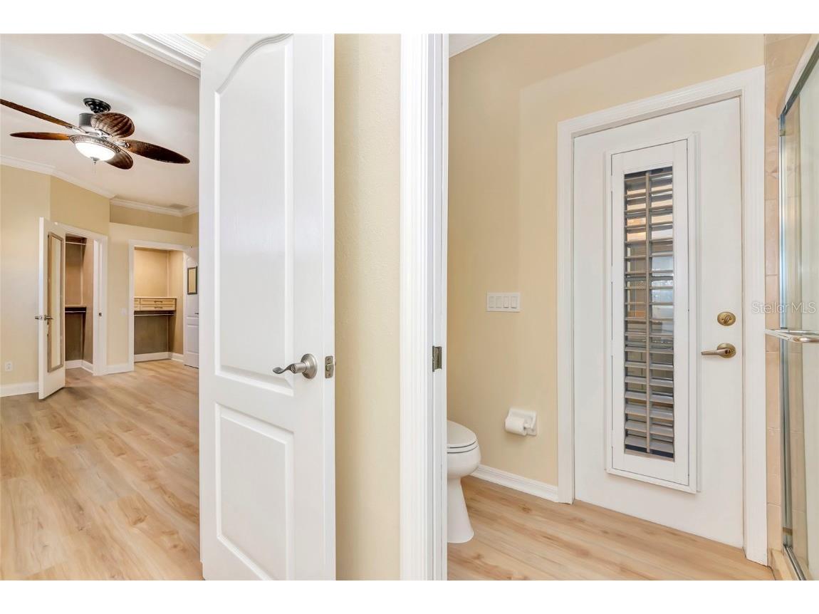 8408 Whispering Woods Court Lakewood Ranch FL 34202 A4671961 image35