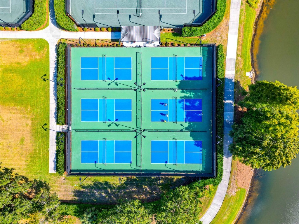 8408 Whispering Woods Court Lakewood Ranch FL 34202 A4671961 image45