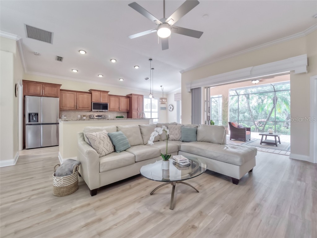 8408 Whispering Woods Court Lakewood Ranch FL 34202 - LAKE UIHLEIN A4676527 image34