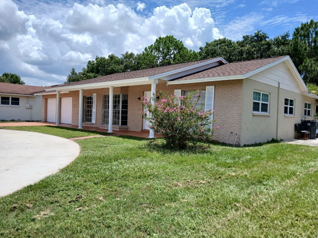 8408 Wooddrift Drive Tampa FL 33615 T3541529 image1