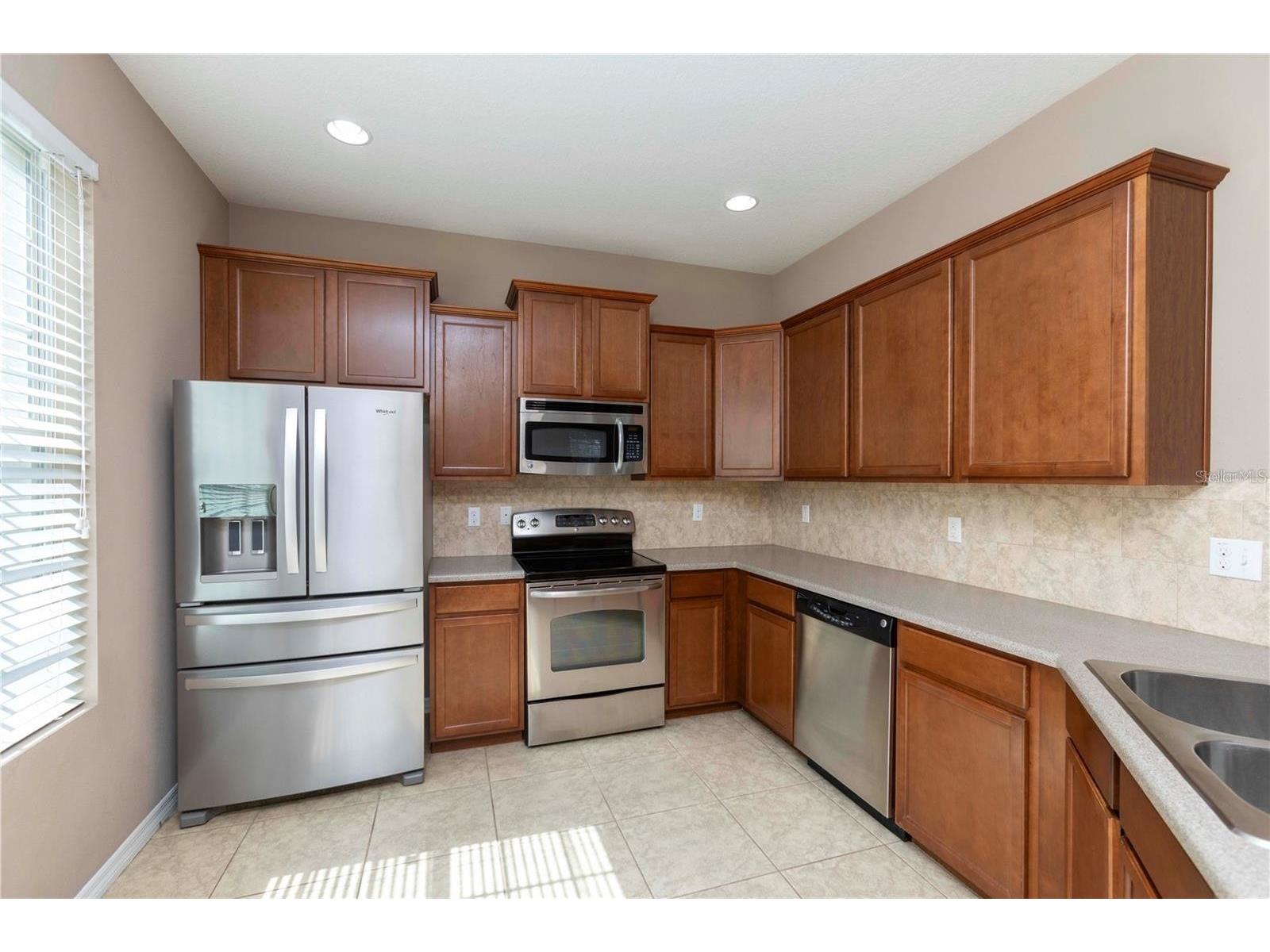 8409 Blue Rock Drive New Port Richey FL 34653 W7884839 image3