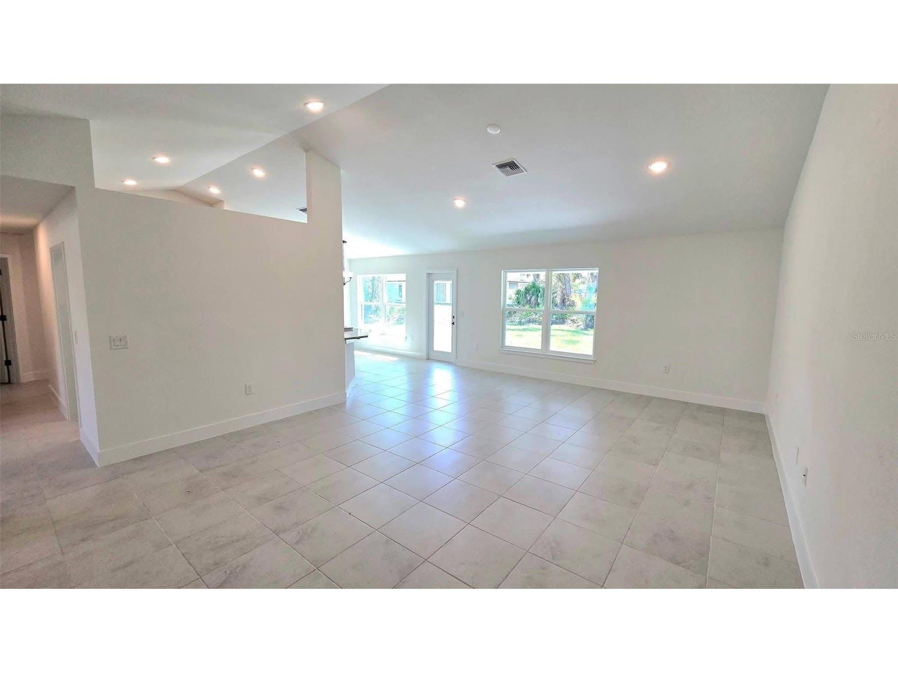8409 Skile Road North Port FL 34287 A4659426 image10