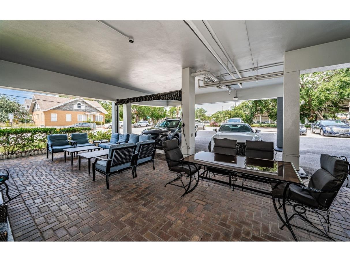 841 4th Avenue N #21 Saint Petersburg FL 33701 TB8395653 image51