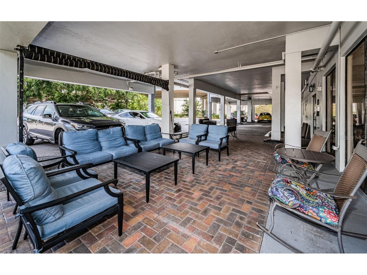 841 4th Avenue N #21 Saint Petersburg FL 33701 TB8395653 image53