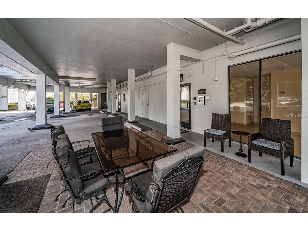 841 4th Avenue N #21 Saint Petersburg FL 33701 TB8395653 image58