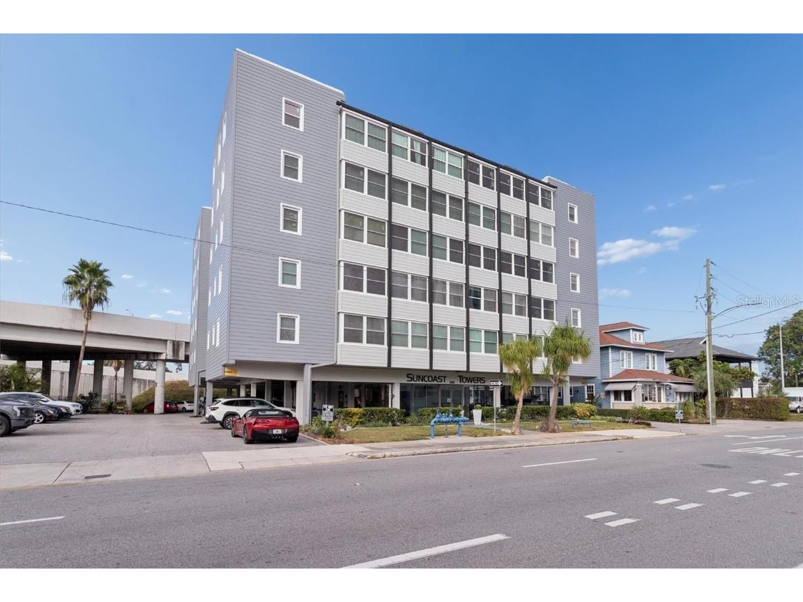 841 4th Avenue N #32 Saint Petersburg FL 33701 TB8450640 image24