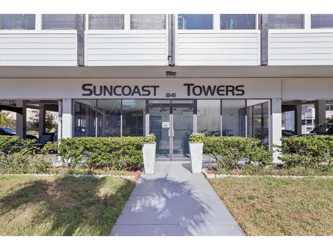 841 4th Avenue N #65 Saint Petersburg FL 33701 TB8453262 image25