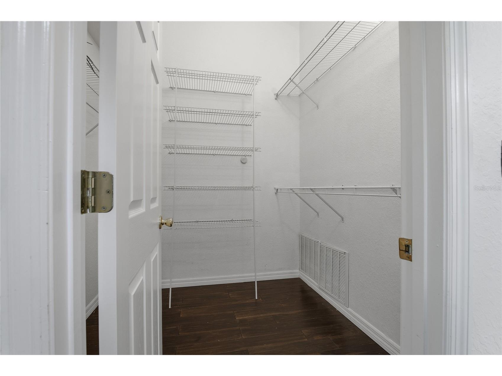 841 Delaware Avenue Palm Harbor FL 34683 TB8453959 image30