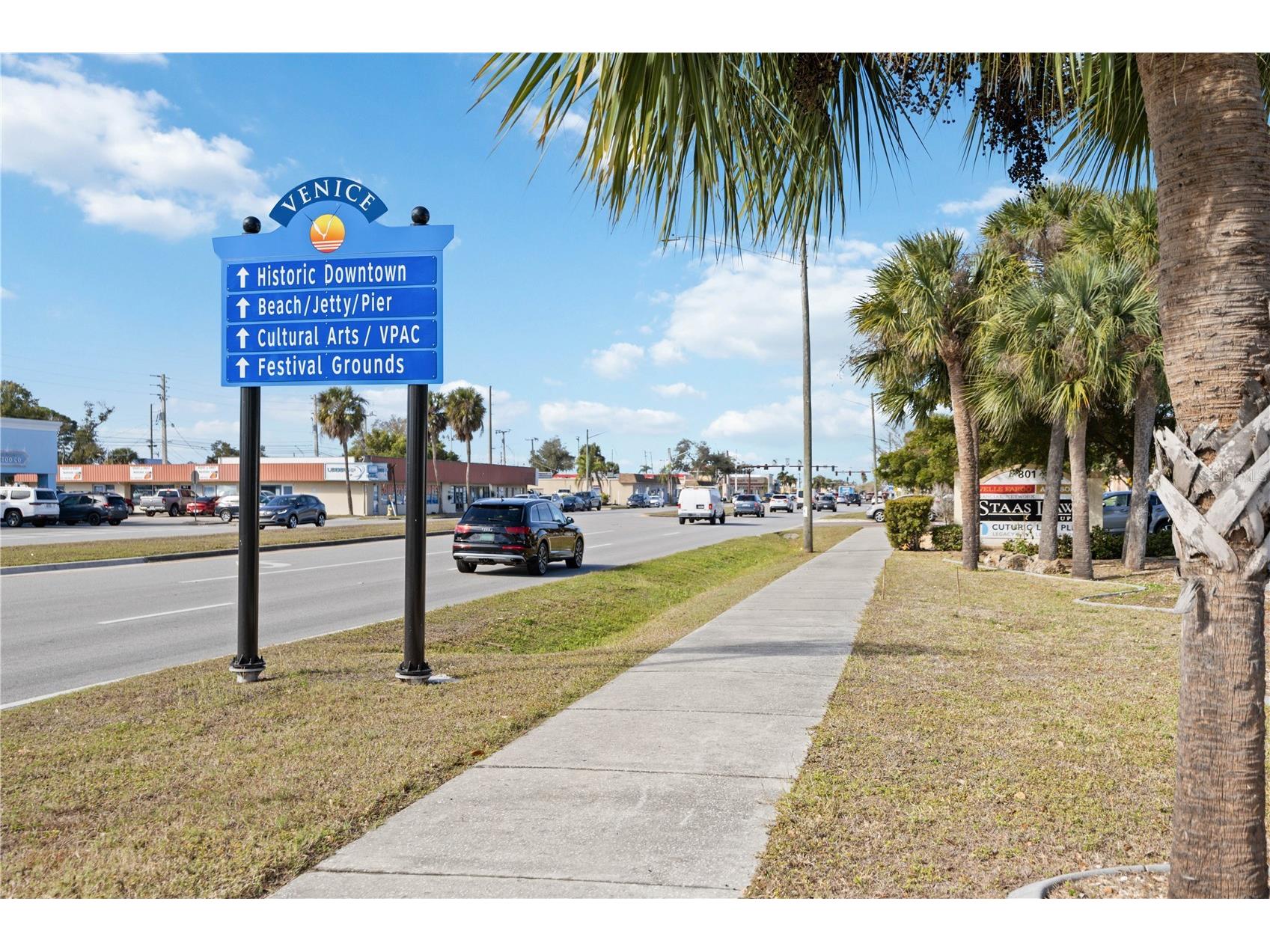 841 E Venice Avenue Venice FL 34285 A4692517 image2