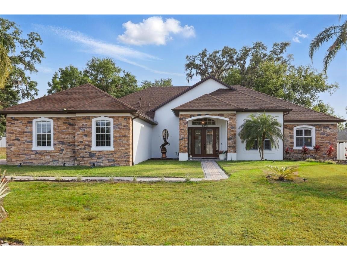 841 Oaks Shores Road Leesburg FL 34748 - LAKE GRIFFIN O6303130 image1