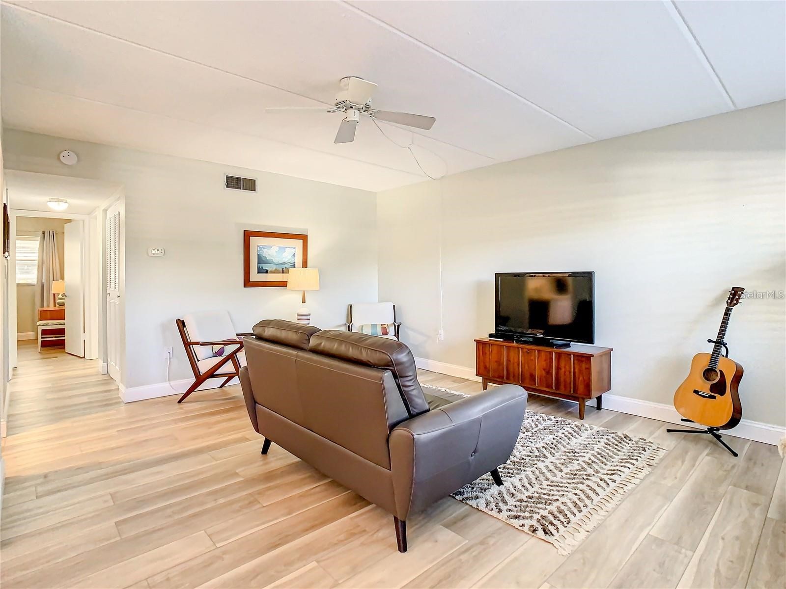 841 Patricia Avenue #103 Dunedin FL 34698 TB8490868 image11