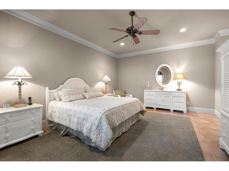 841 Ponce De Leon Drive Saint Petersburg FL 33715 - THE GRAND CANAL TB8392286 image32