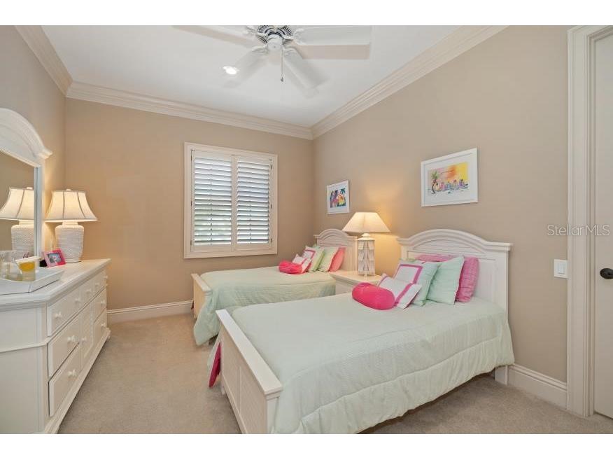 841 Ponce De Leon Drive Saint Petersburg FL 33715 - THE GRAND CANAL TB8392286 image43