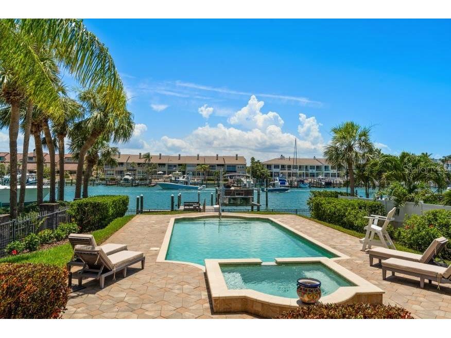 841 Ponce De Leon Drive Saint Petersburg FL 33715 - THE GRAND CANAL TB8392286 image54