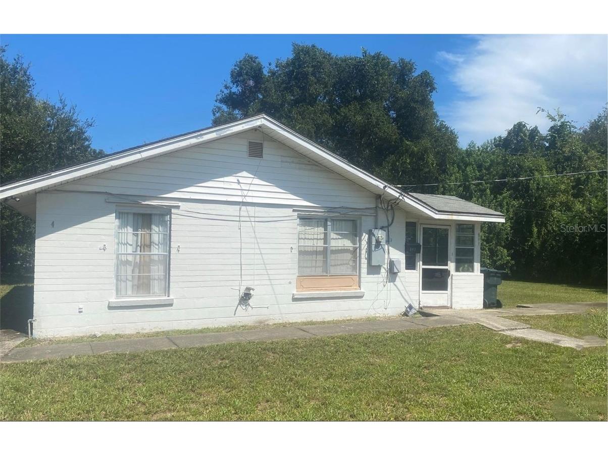 841 Vernon St Daytona Beach FL 32114 O6206184 image1