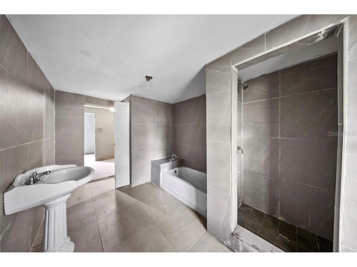 841 W Lemon Street Lakeland FL 33815 TB8429356 image12