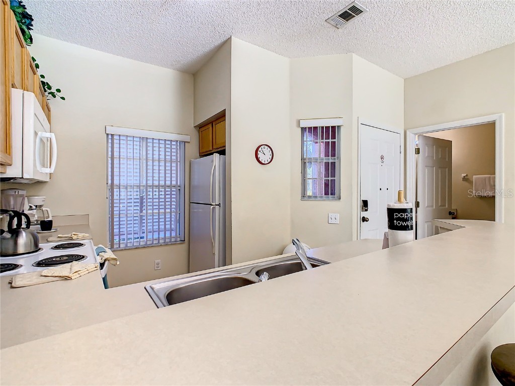 8410 Blue Lagoon Drive Kissimmee FL 34747 L4956410 image12