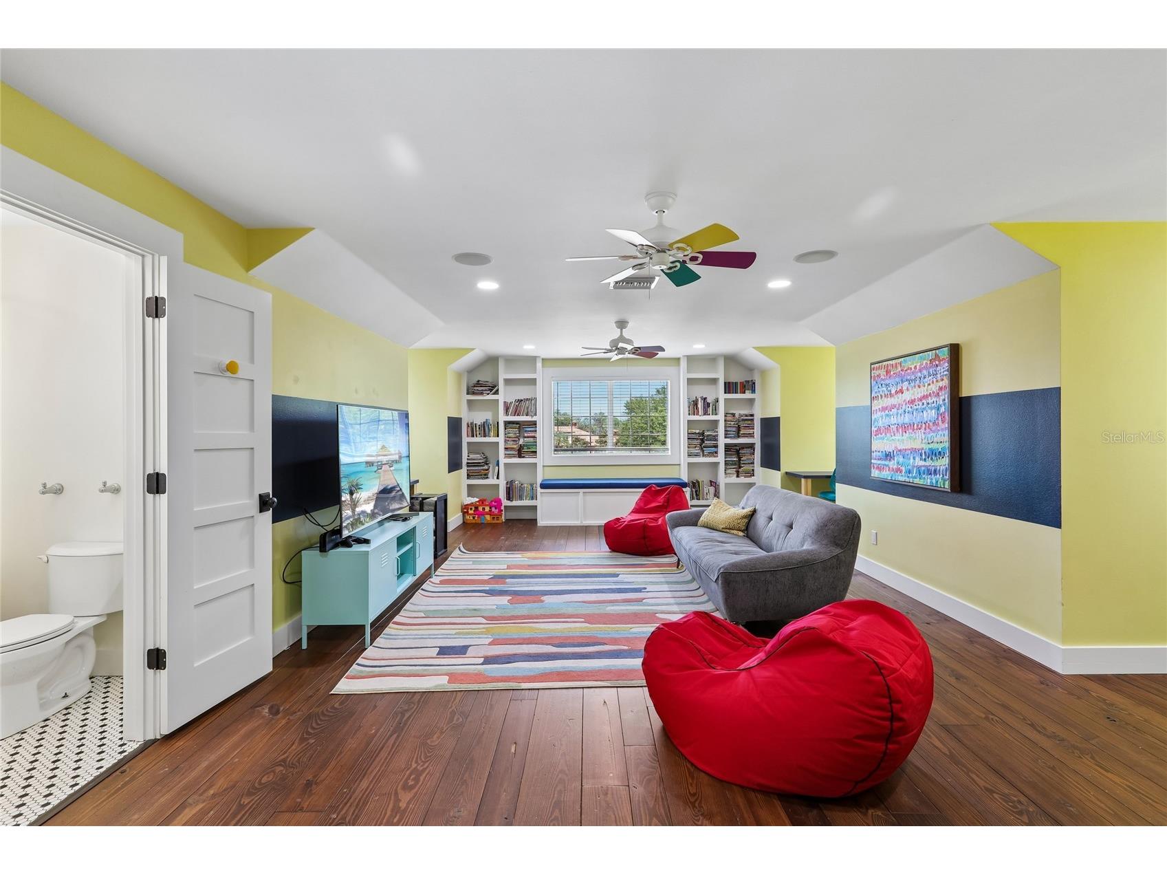 8410 Kenavis Place Odessa FL 33556 TB8504469 image39