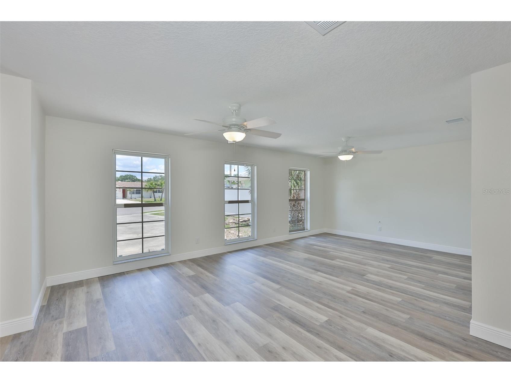 8410 Lava Place Tampa FL 33615 TB8510819 image17