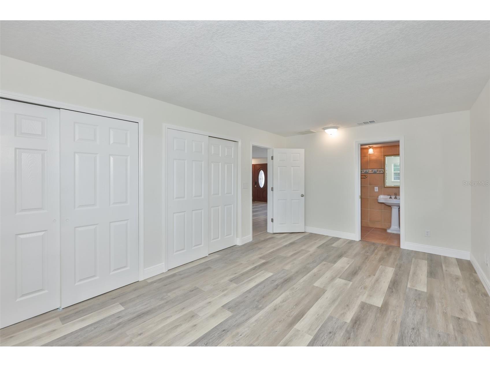 8410 Lava Place Tampa FL 33615 TB8510819 image28