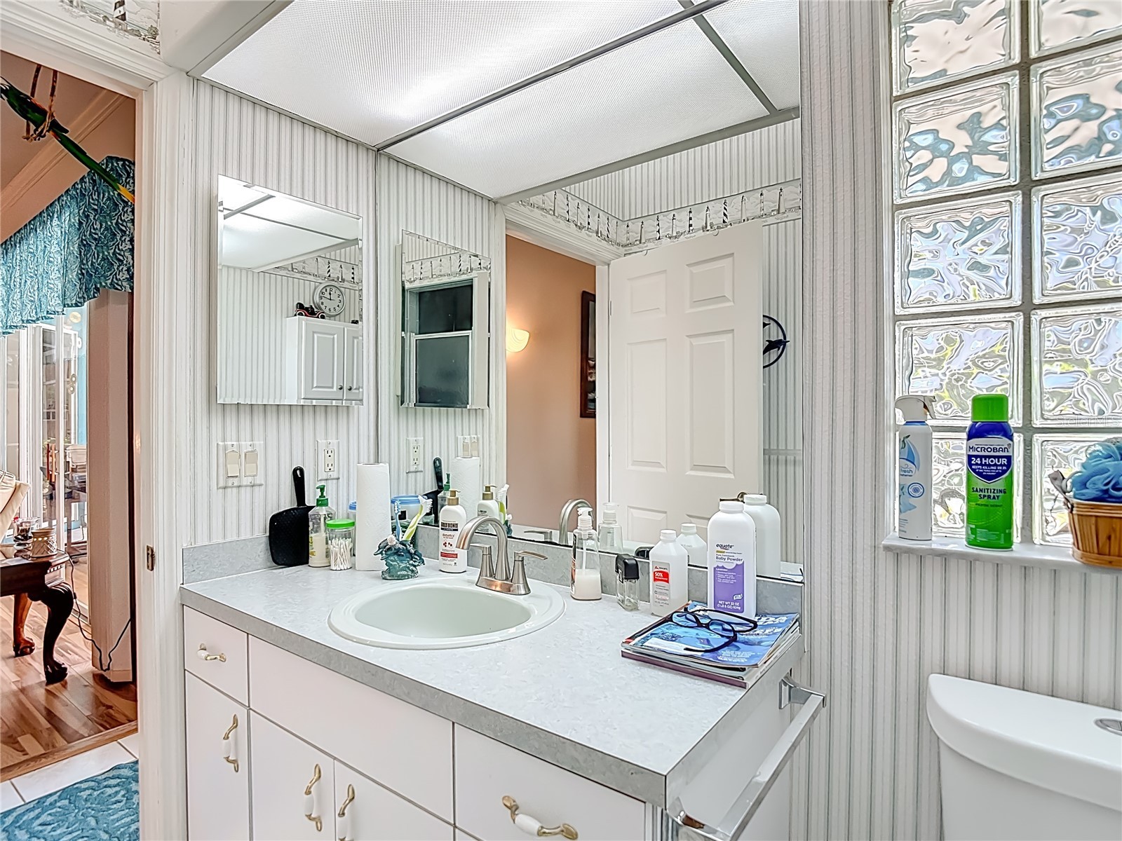 8410 Maybelle Drive Weeki Wachee FL 34613 TB8493845 image19
