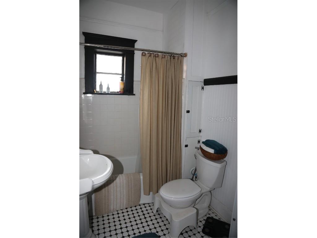 8410 N Mitchell Avenue Tampa FL 33604 TB8443885 image14