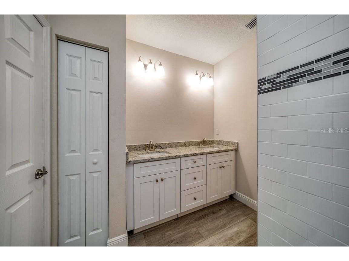 8411 Daves Homes Place Tampa FL 33614 TB8413104 image10