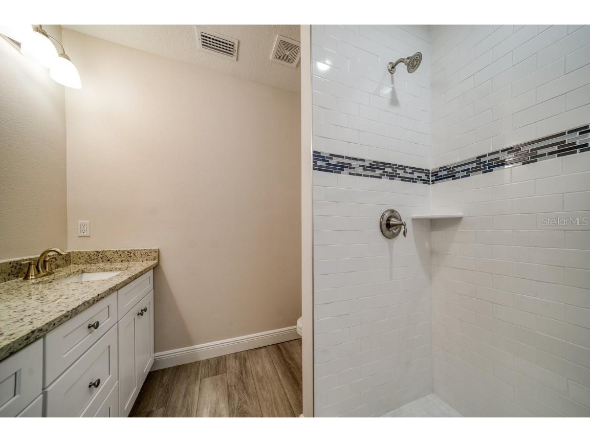 8411 Daves Homes Place Tampa FL 33614 TB8413104 image11