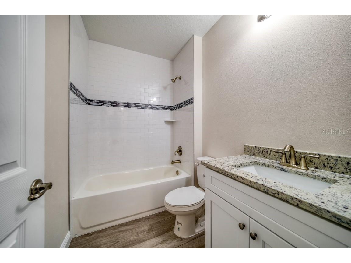 8411 Daves Homes Place Tampa FL 33614 TB8413104 image16