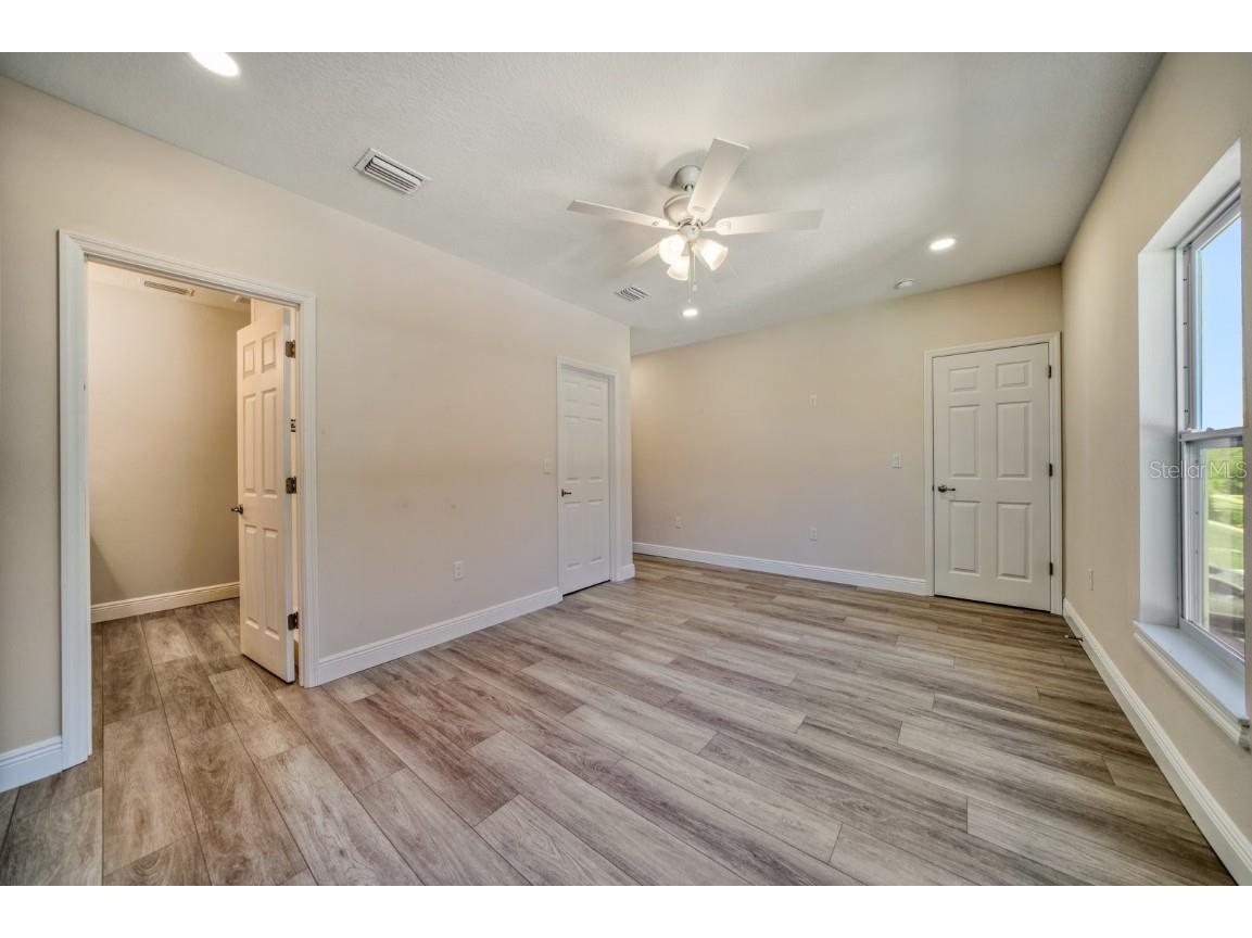 8411 Daves Homes Place Tampa FL 33614 TB8413104 image17