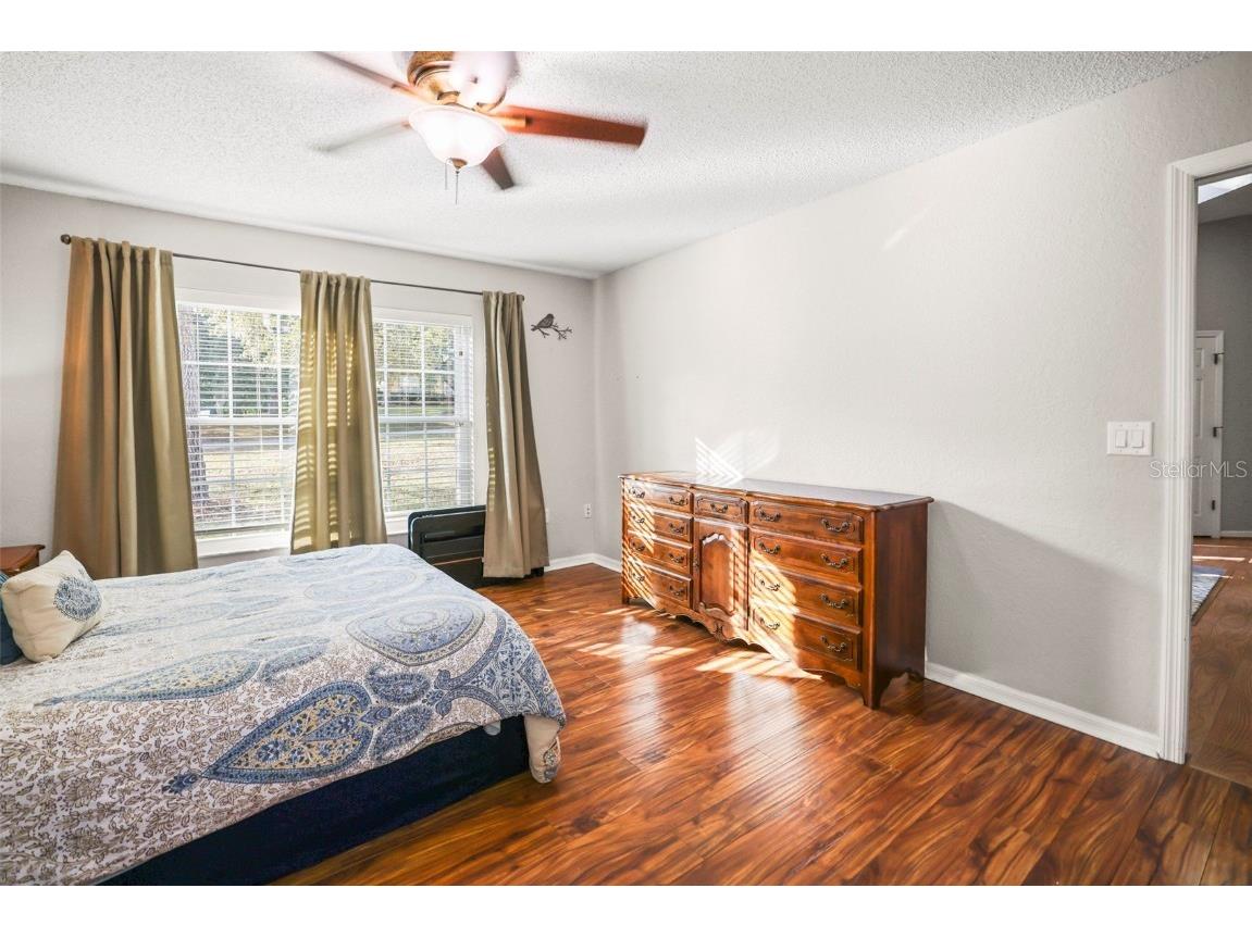 8412 Christopher Lane Weeki Wachee FL 34613 TB8453456 image20