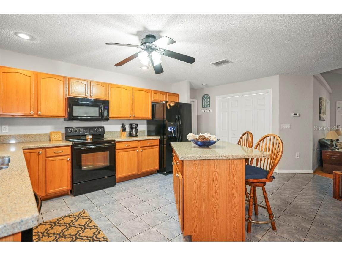 8412 Christopher Lane Weeki Wachee FL 34613 TB8453456 image32