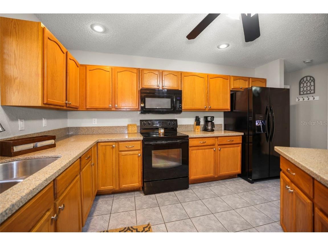 8412 Christopher Lane Weeki Wachee FL 34613 TB8453456 image33