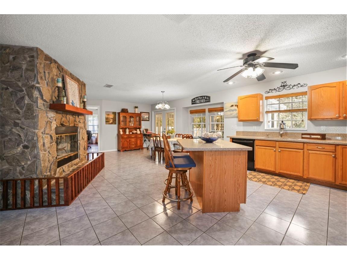 8412 Christopher Lane Weeki Wachee FL 34613 TB8453456 image6