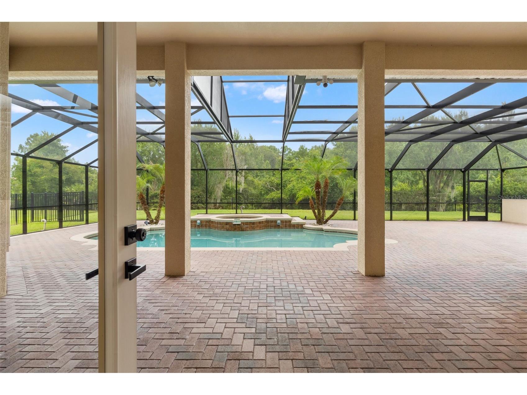 8412 Dunham Station Drive Tampa FL 33647 TB8520749 image73
