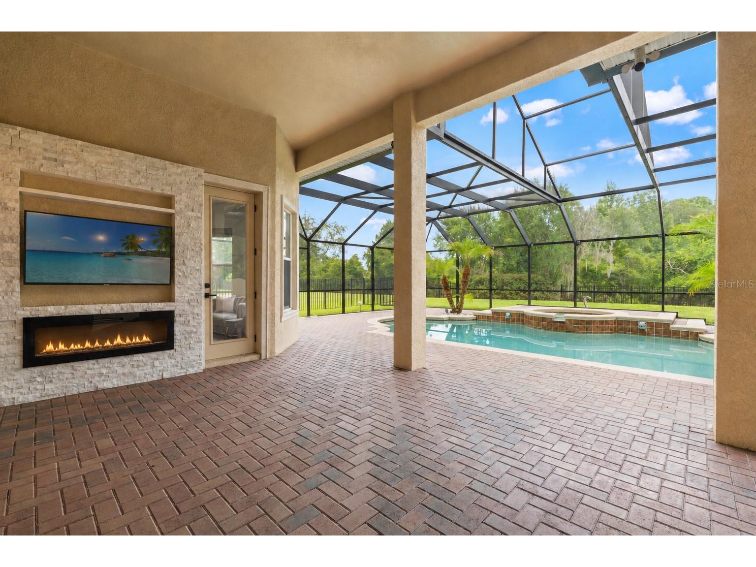 8412 Dunham Station Drive Tampa FL 33647 TB8520749 image76
