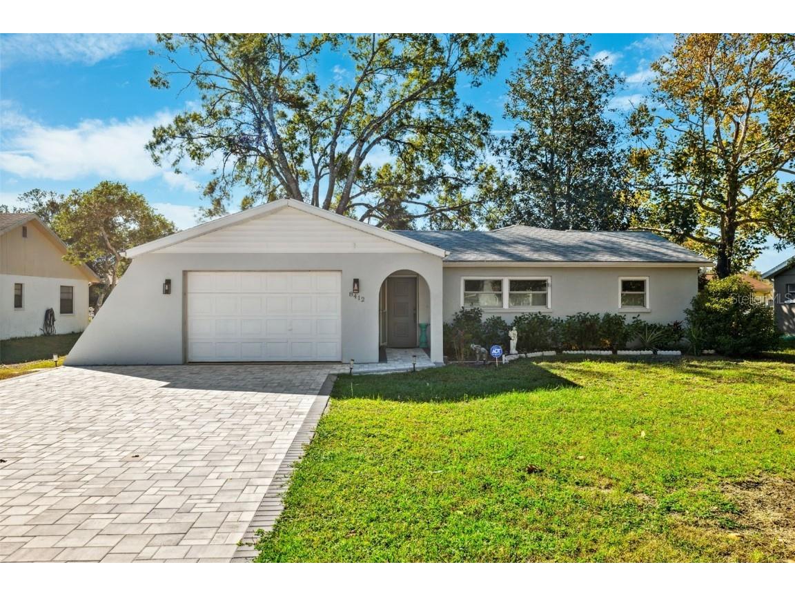 8412 Dunnellon Road Weeki Wachee FL 34613 W7869973 image1