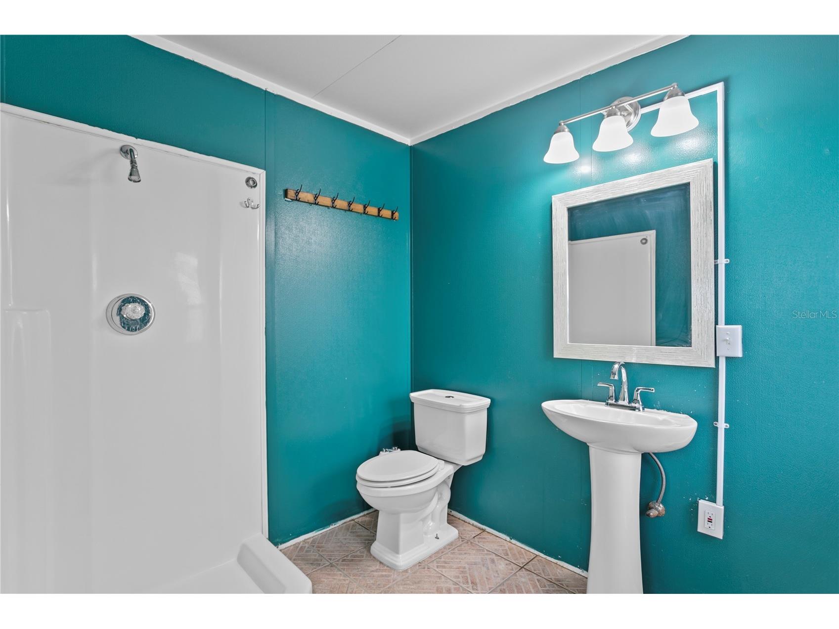 8412 Flagstone Drive Tampa FL 33615 TB8422296 image32