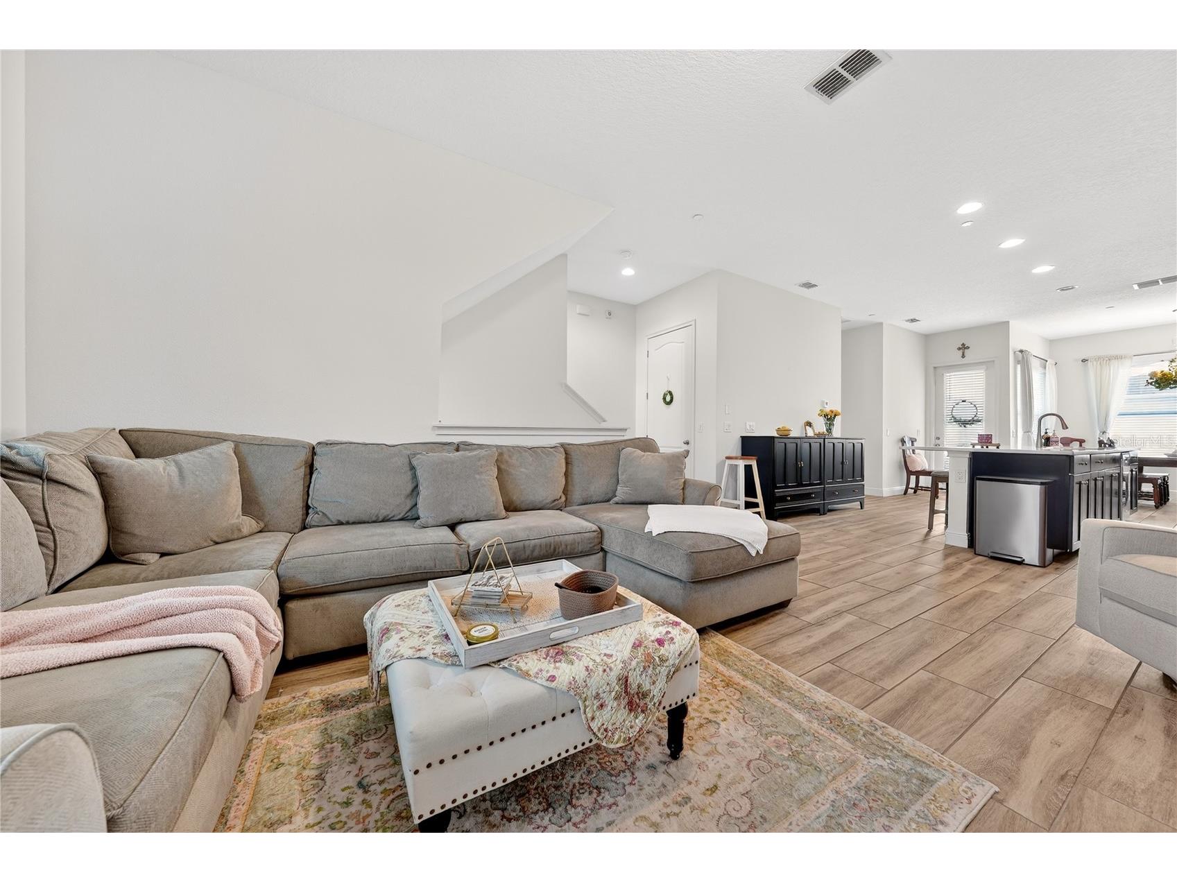 8412 Karrer Ter Orlando FL 32827 O6396858 image16