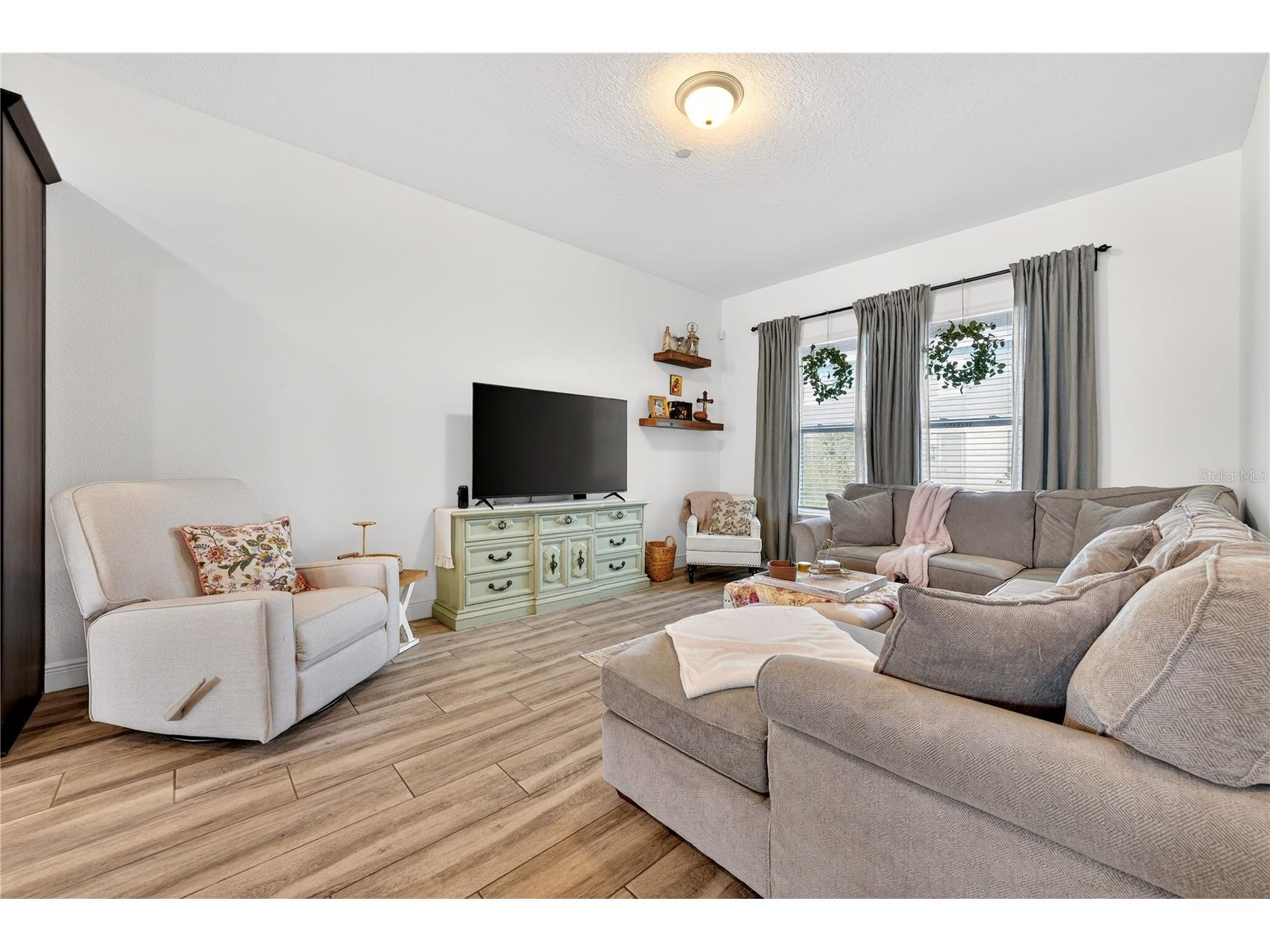 8412 Karrer Ter Orlando FL 32827 O6396858 image17