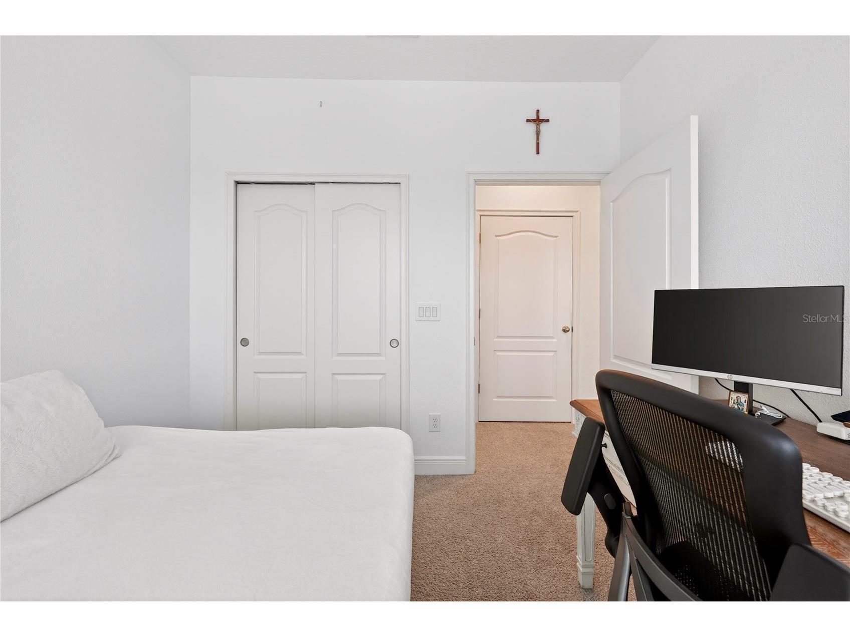 8412 Karrer Ter Orlando FL 32827 O6396858 image32