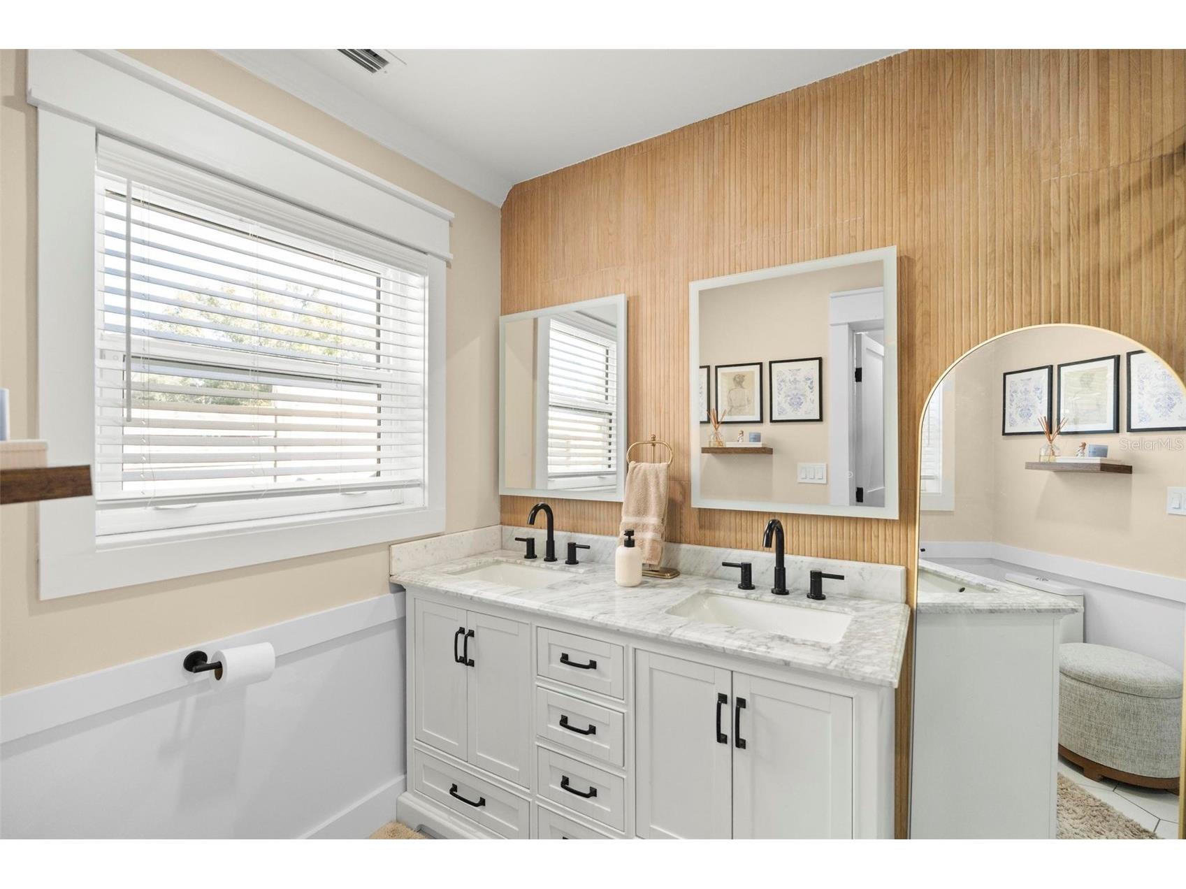 8412 Lopez Drive Tampa FL 33615 TB8471483 image27