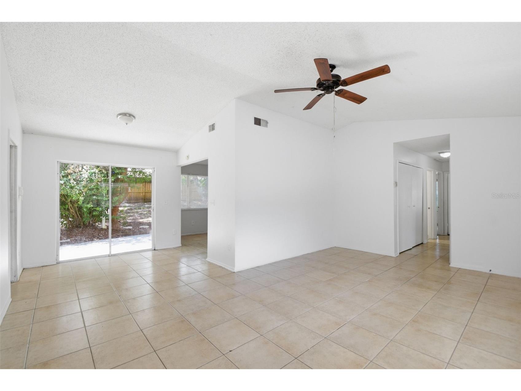 8412 Renald Boulevard Tampa FL 33637 O6408960 image14