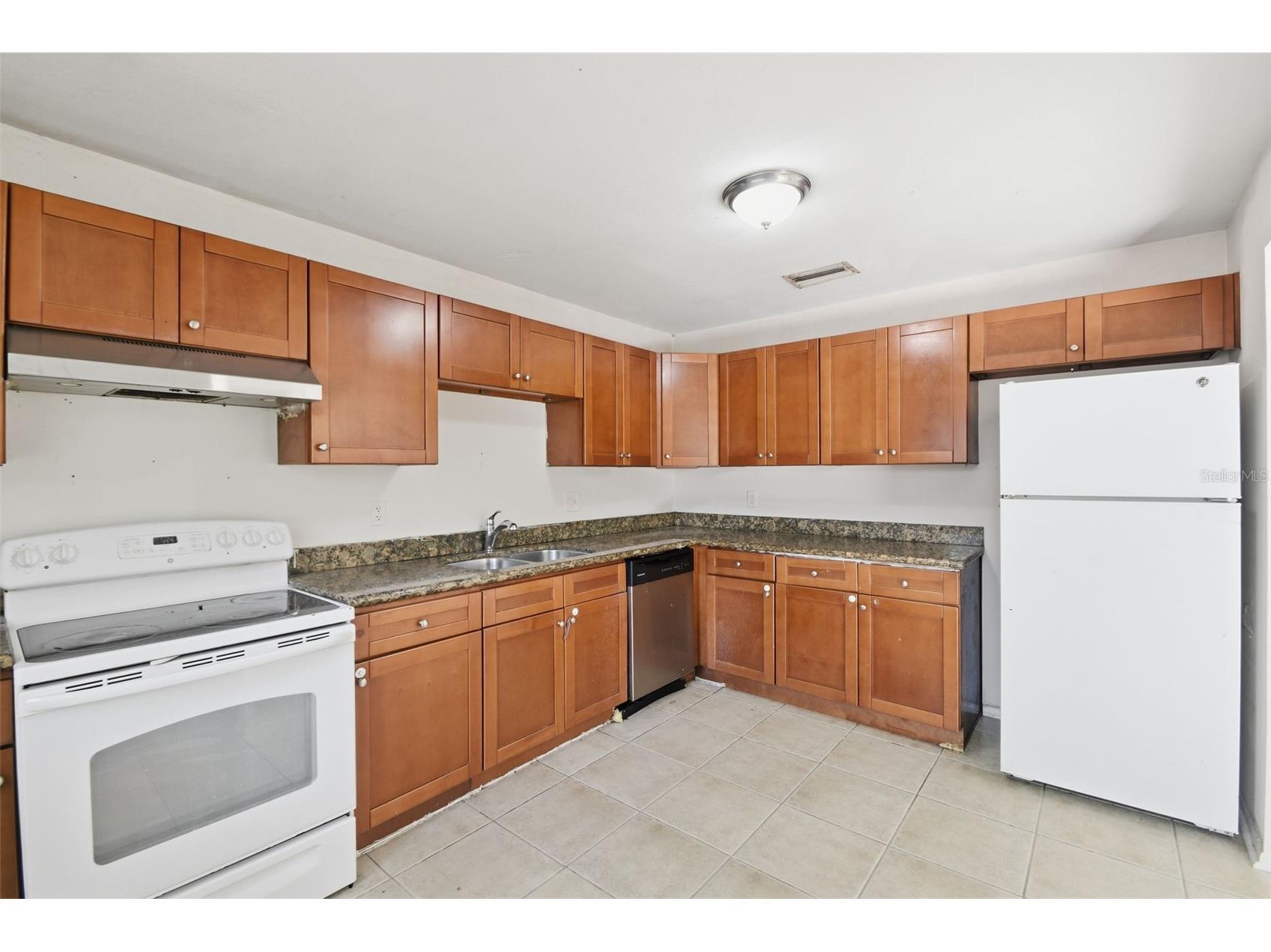 8412 Renald Boulevard Tampa FL 33637 O6408960 image19