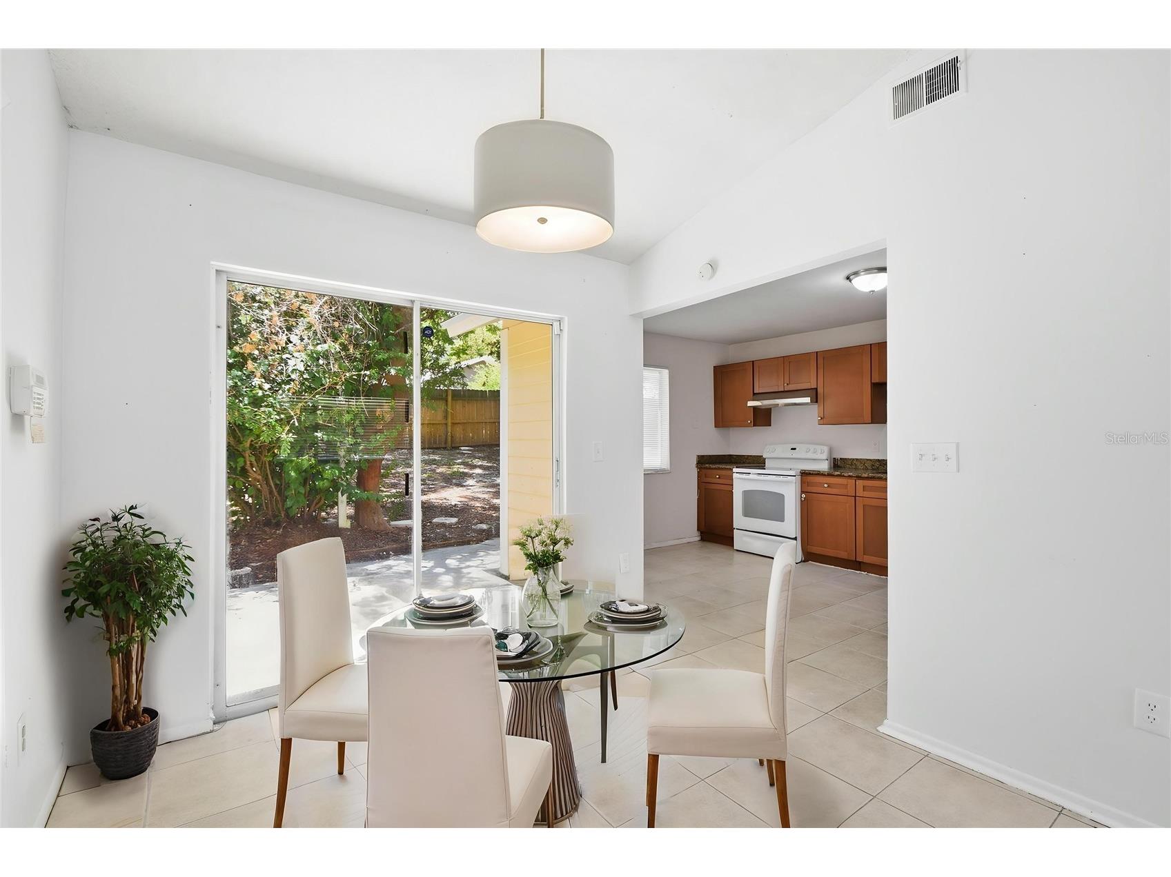 8412 Renald Boulevard Tampa FL 33637 O6408960 image9