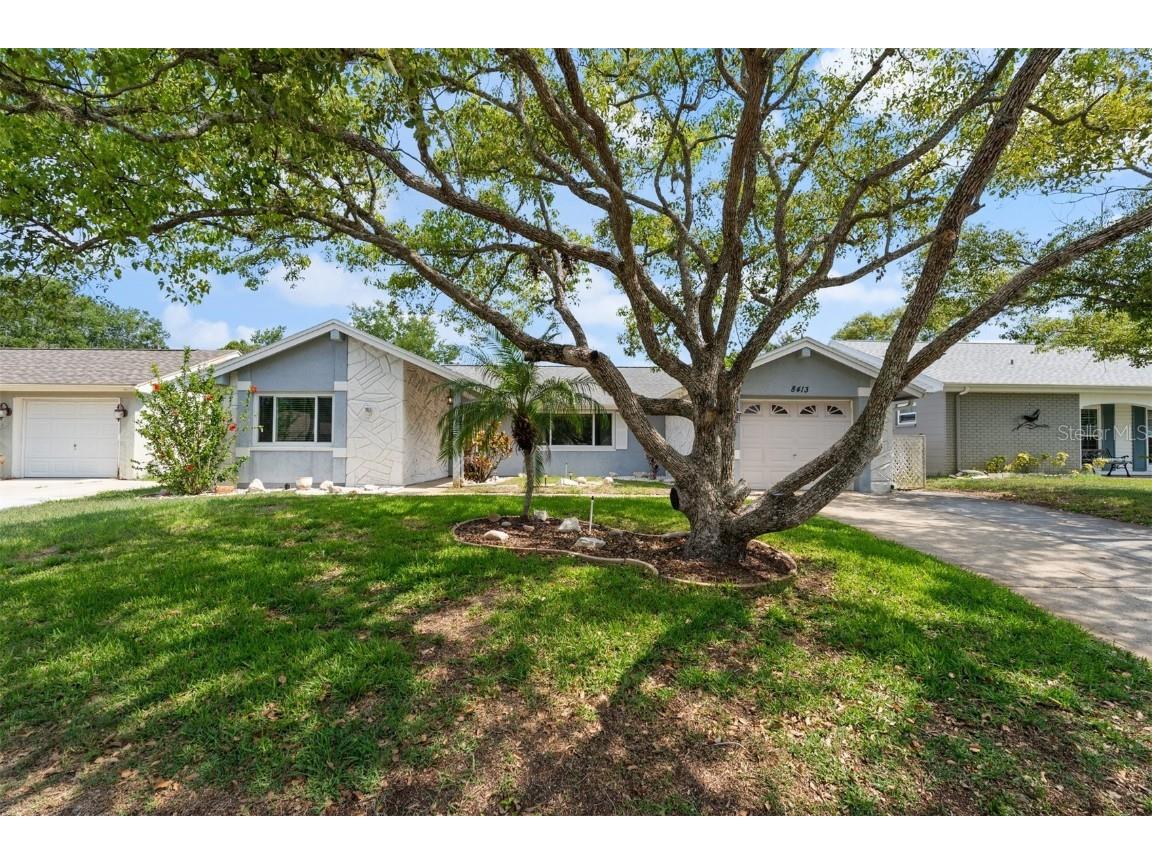 8413 Lincolnshire Drive Hudson FL 34667 A4653755 image1