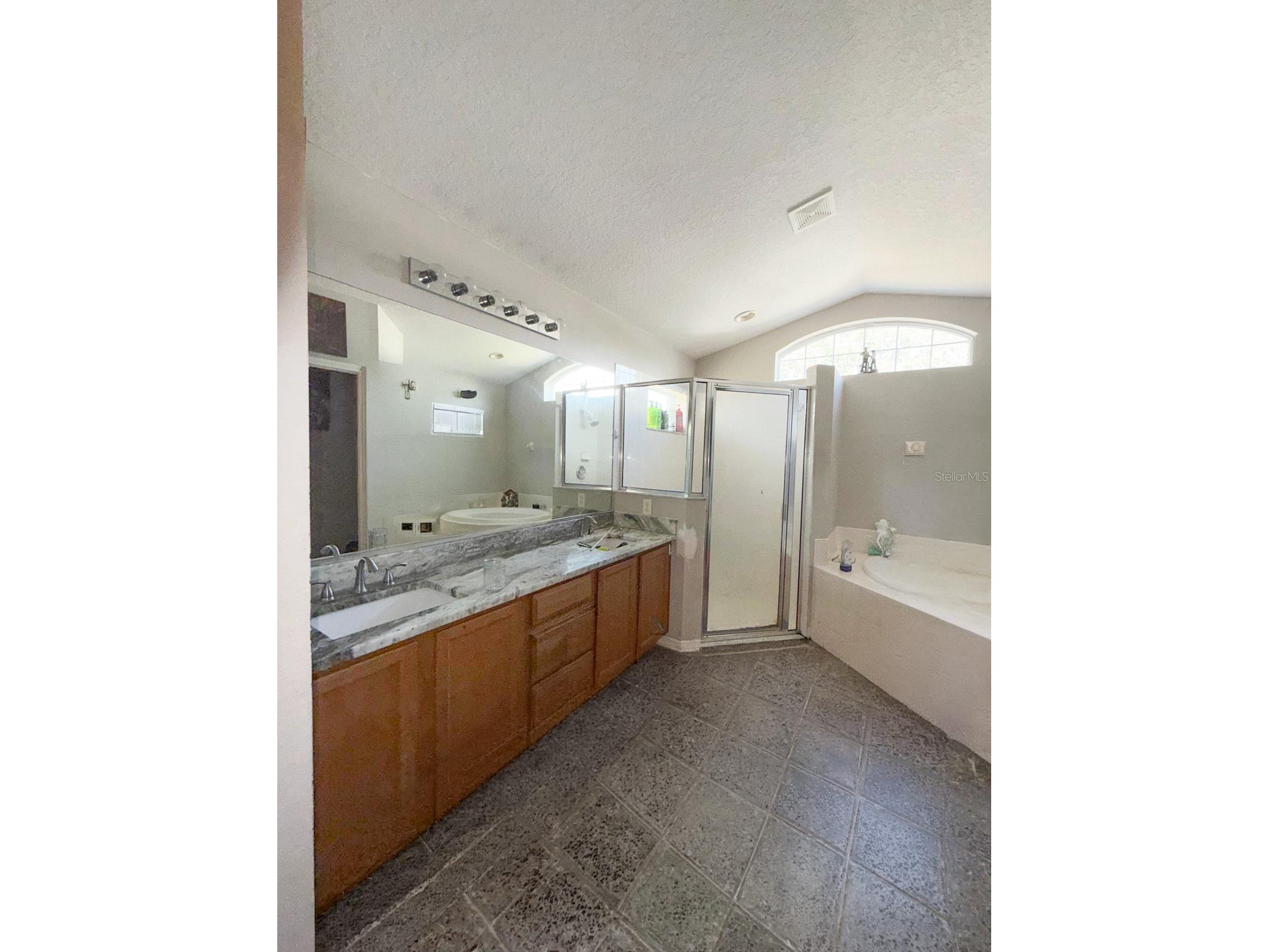8414 Bay Drive Spring Hill FL 34606 TB8514225 image25