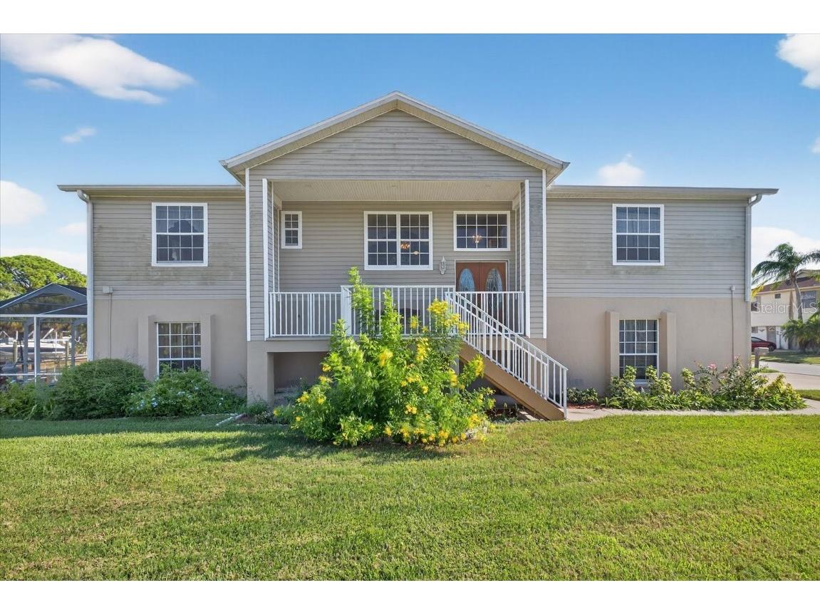 8414 Carolyn Drive Port Richey FL 34668 - MILLER BAYOU W7878095 image1